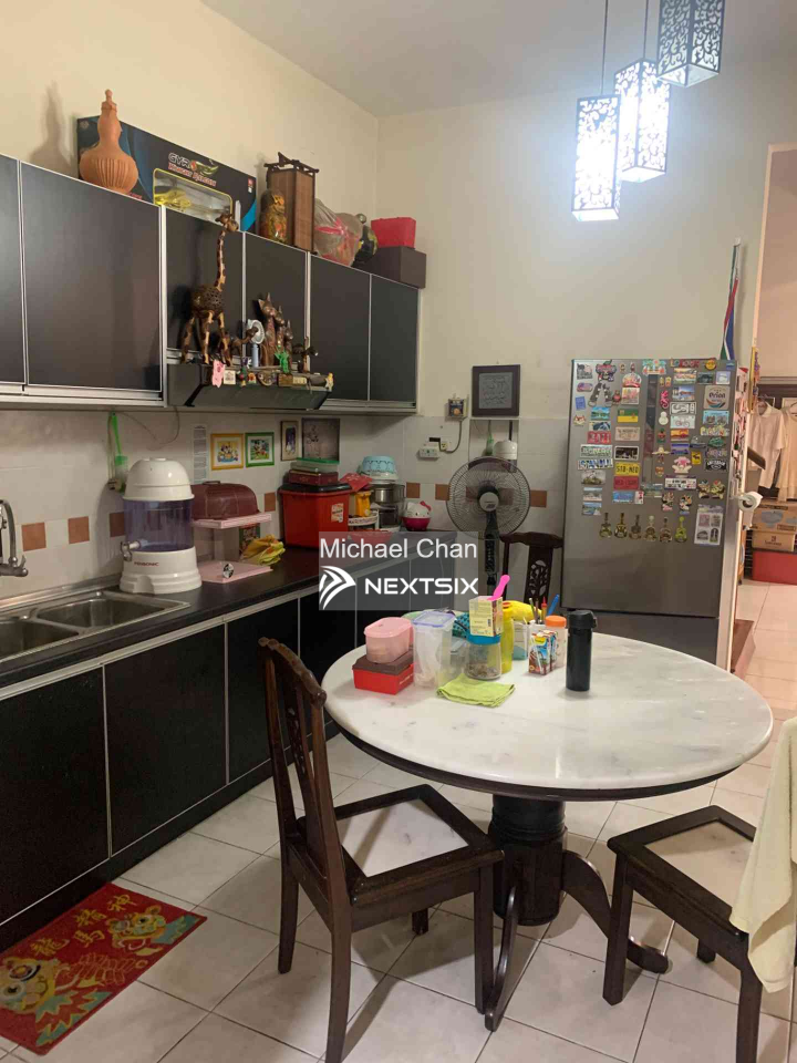Semi-detached House For Sale in Puchong South Selangor - Image 10