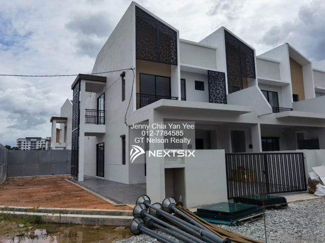 2-sty Superlink House For Sale in Kajang Selangor - Image 6