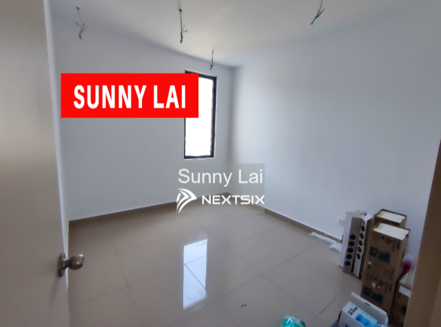 Condominium For Sale in Teluk Kumbar Penang - Image 5