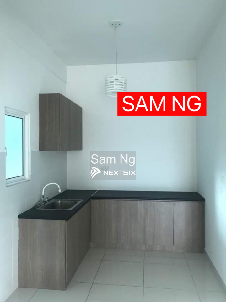 Condominium For Sale in Sungai Ara Penang