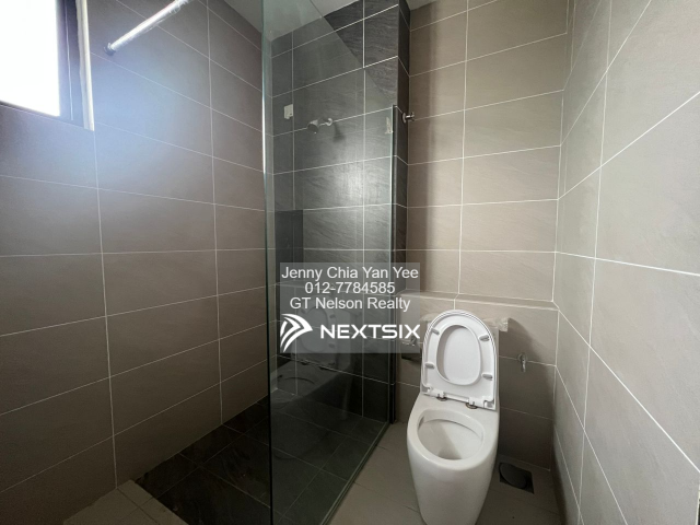 Semi-detached House For Sale in Semenyih Selangor - Image 5