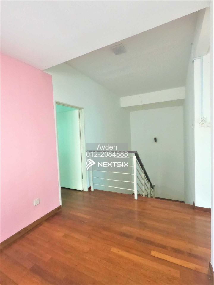 Bungalow For Sale in Selayang Selangor - Image 4