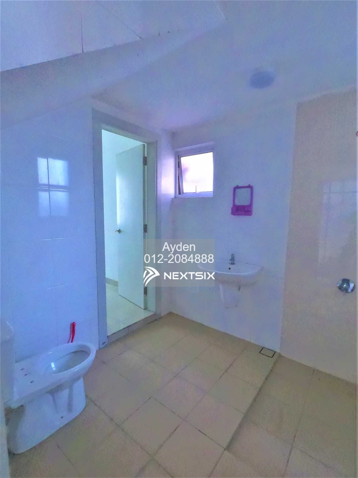 Bungalow For Sale in Selayang Selangor - Image 6