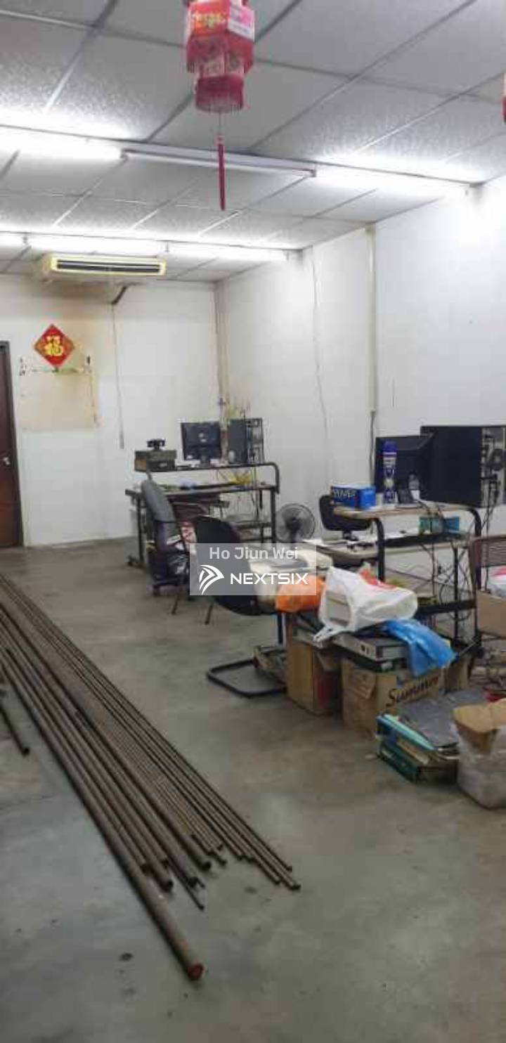 Shop For Sale in Ipoh Perak - Image 2