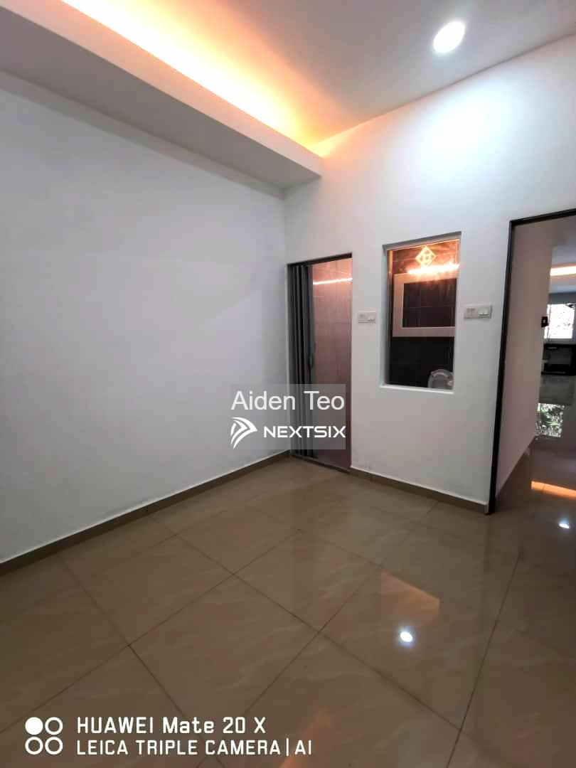 1-sty Terrace/Link House For Sale in Bukit Baru Melaka - Image 3