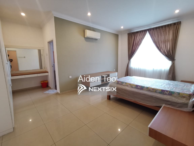 Bungalow For Sale in Semabok Melaka - Image 9