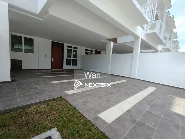 3-sty Superlink House For Sale in Ampang Selangor - Image 13