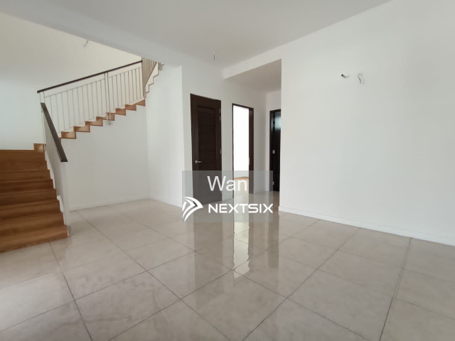 3-sty Superlink House For Sale in Ampang Selangor - Image 2
