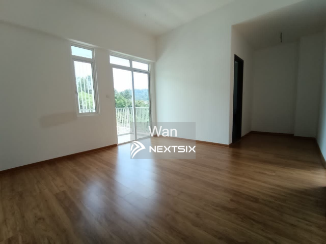 3-sty Superlink House For Sale in Ampang Selangor - Image 9