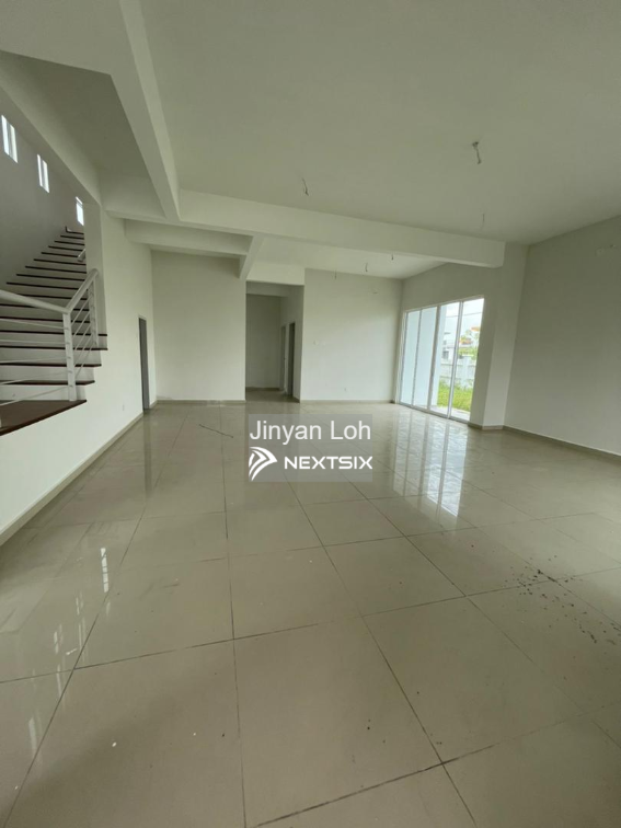 Bungalow For Sale in Pontian Johor - Image 10