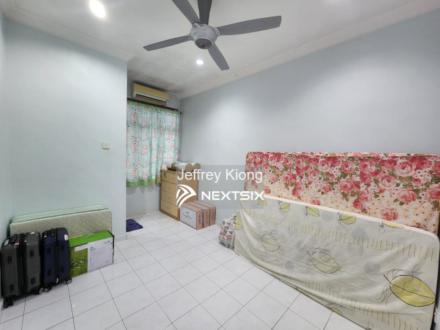2-sty Terrace/Link House For Sale in Ulu Tiram Johor - Image 10