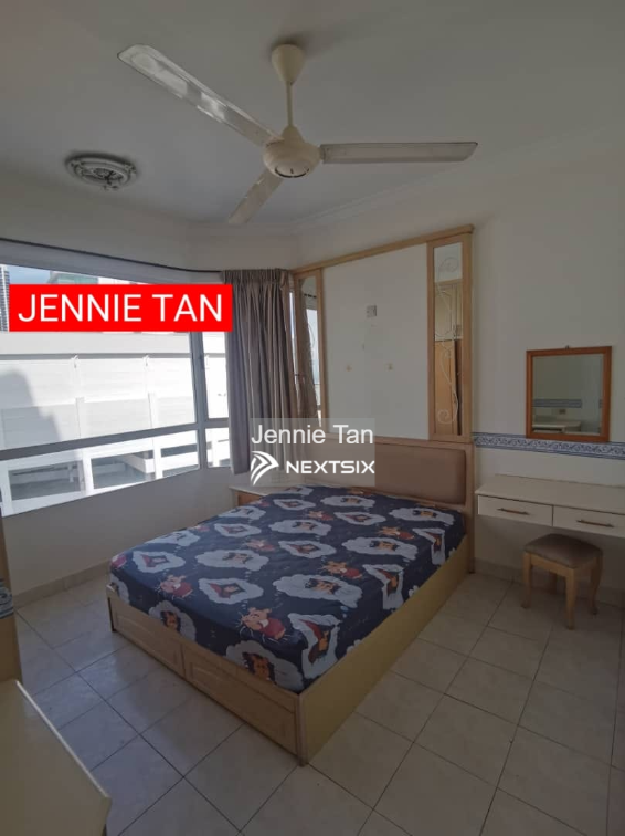 Condominium For Rent in Gurney Penang - Image 5