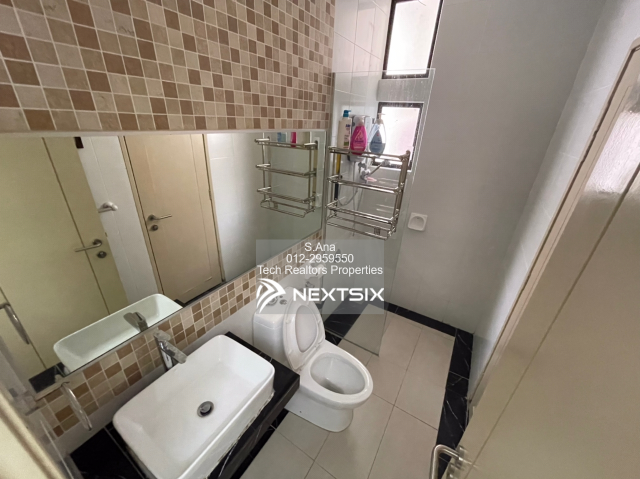 2-sty Terrace/Link House For Sale in Subang Jaya Selangor - Image 6