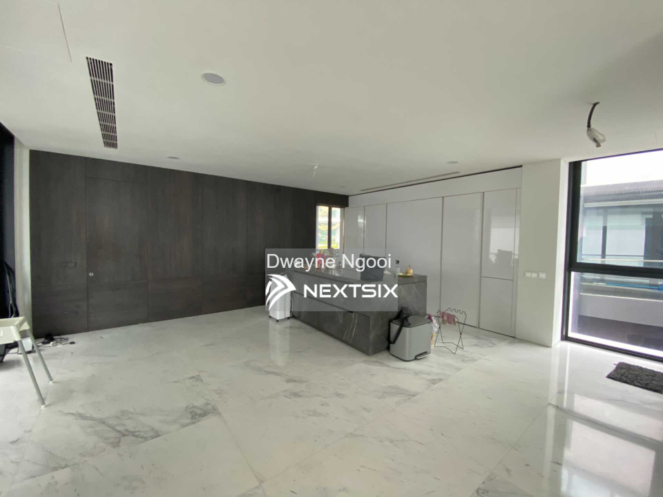 Bungalow For Sale in Gelugor Penang - Image 5