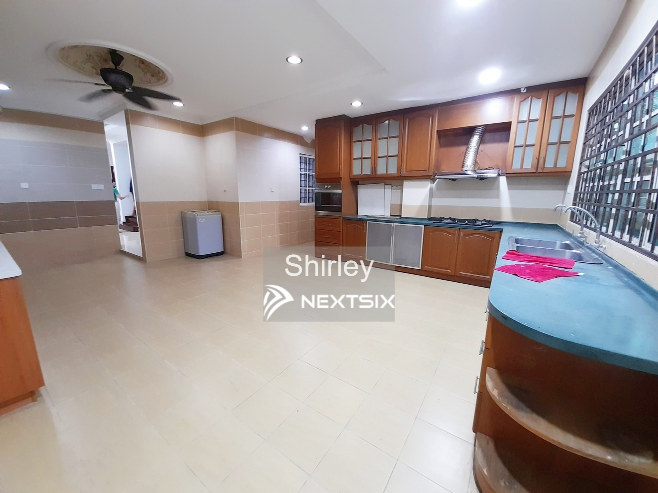 2.5-sty Terrace/Link House For Sale in Bandar Puteri Puchong Selangor - Image 6