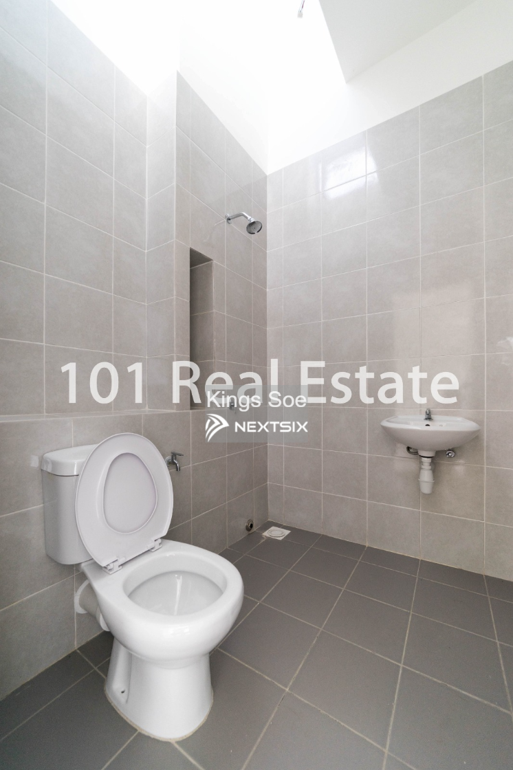 2-sty Terrace/Link House For Sale in Bandar Puncak Alam Selangor - Image 17