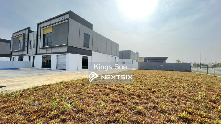 Semi-D Factory For Rent in Bandar Puncak Alam Selangor - Image 4