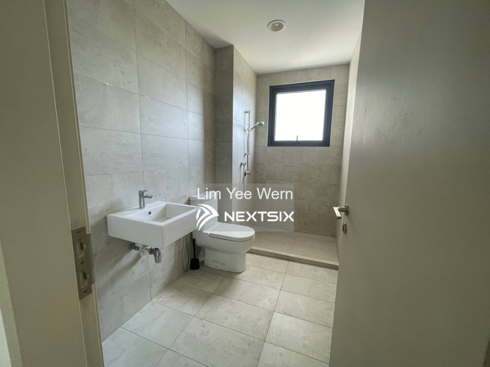 Condominium For Sale in Tanjung Bungah Penang - Image 12