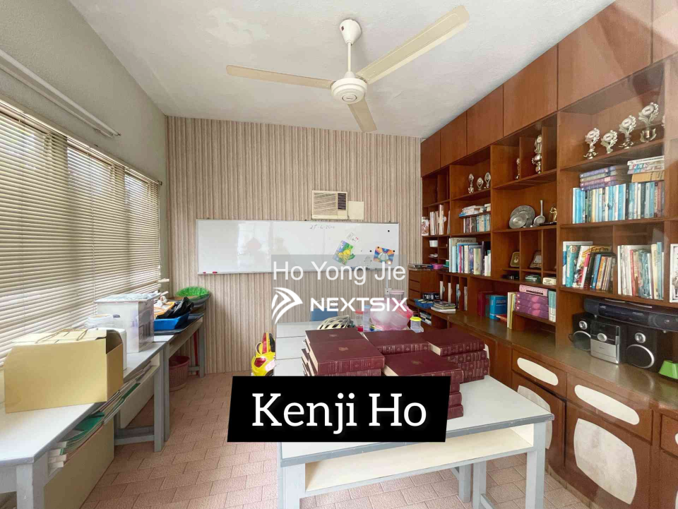Semi-detached House For Sale in Greenlane Penang - Image 5