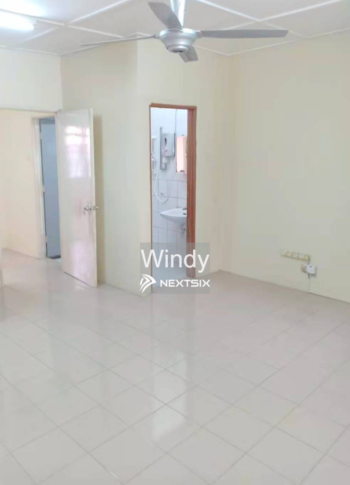 2-sty Terrace/Link House For Sale in Kuchai Lama Wilayah Persekutuan Kuala Lumpur - Image 3