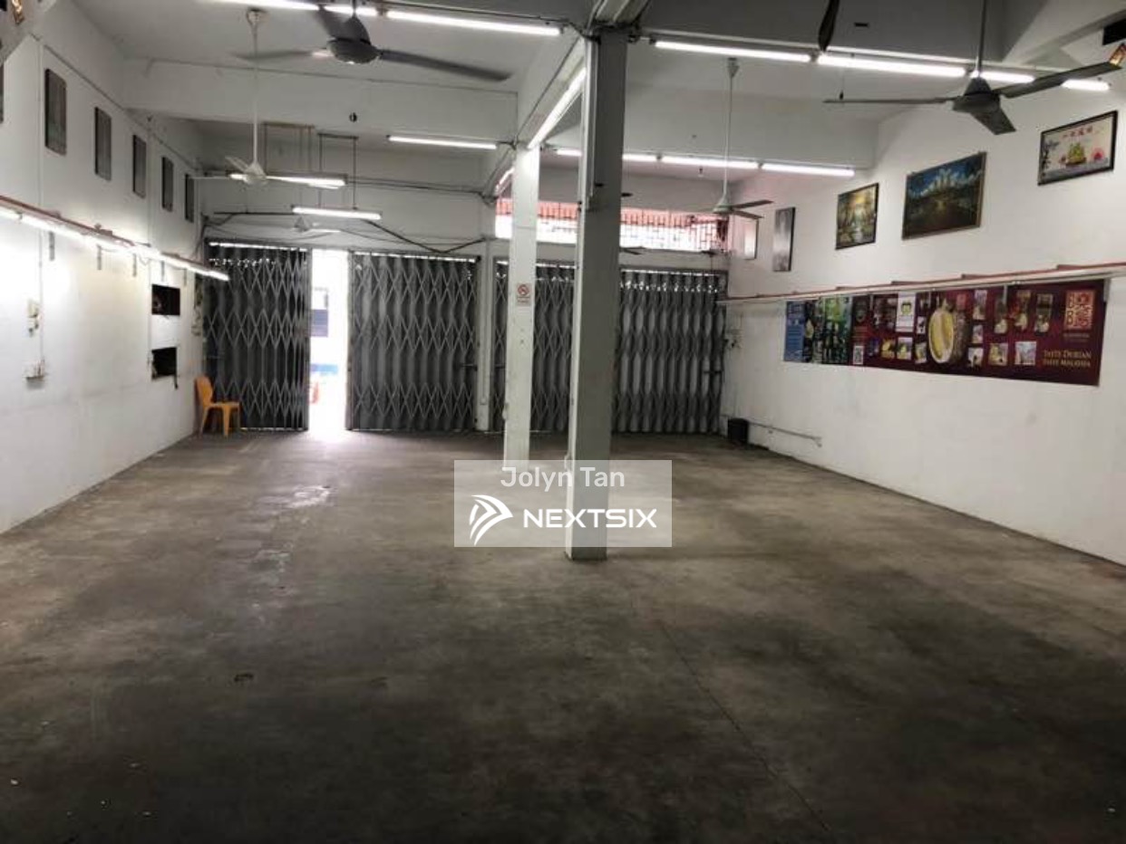 Shop For Rent in Georgetown Penang - Image 5