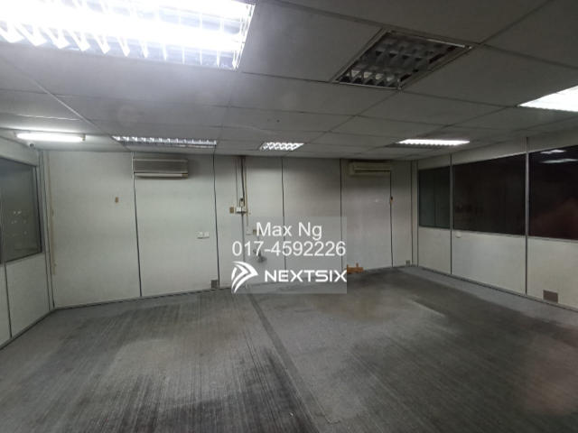 Warehouse For Rent in Batu Maung Penang
