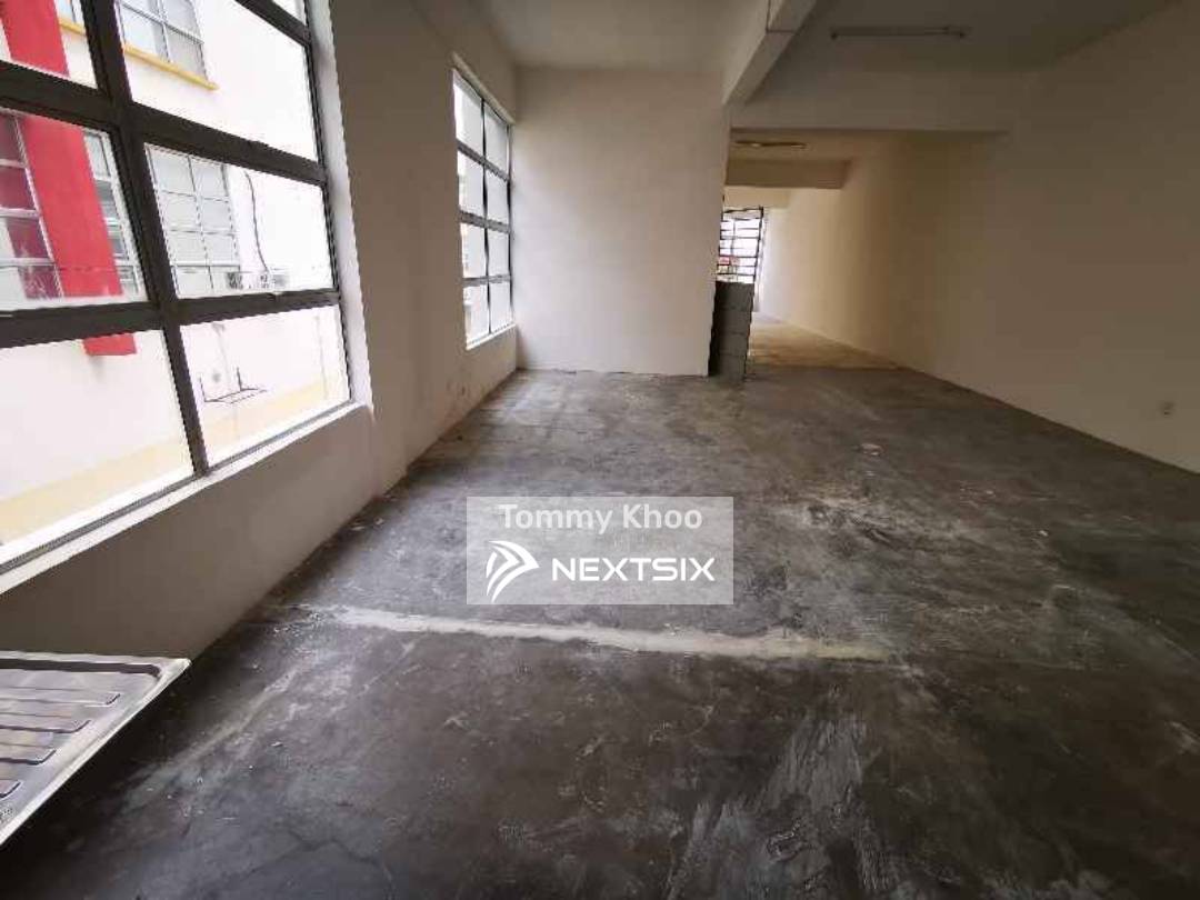 Shop Office For Rent in Bandar Bukit Tinggi Selangor - Image 6