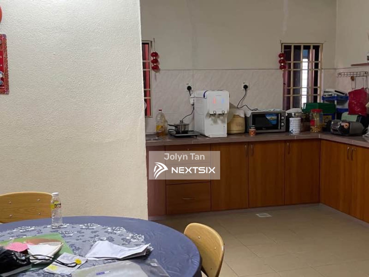 2-sty Terrace/Link House For Rent in Tanjong Tokong Penang - Image 6