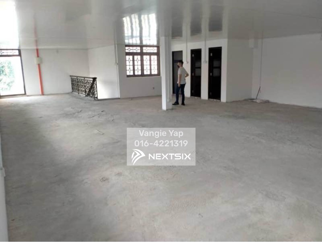 Shop For Rent in Georgetown Penang - Image 5