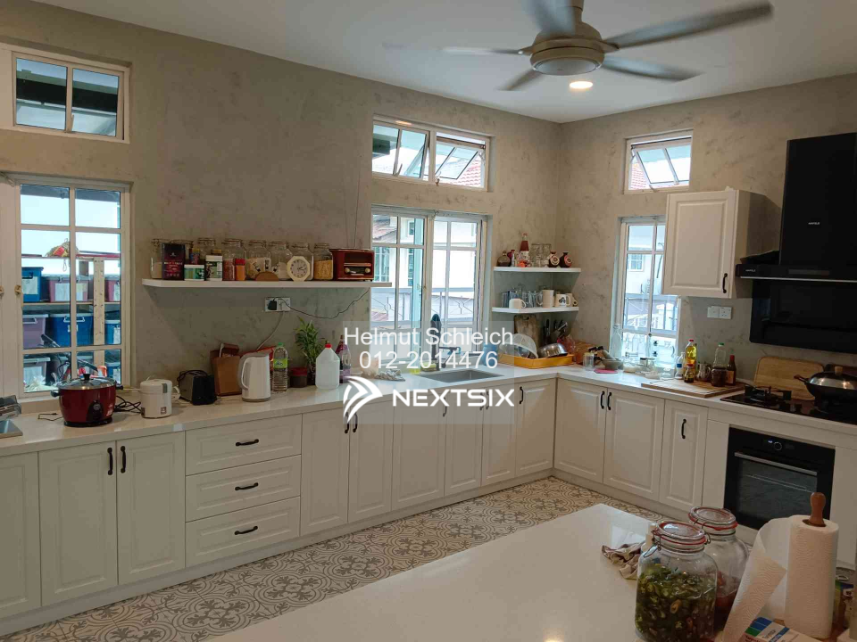 Semi-detached House For Sale in Seri Kembangan Selangor - Image 8