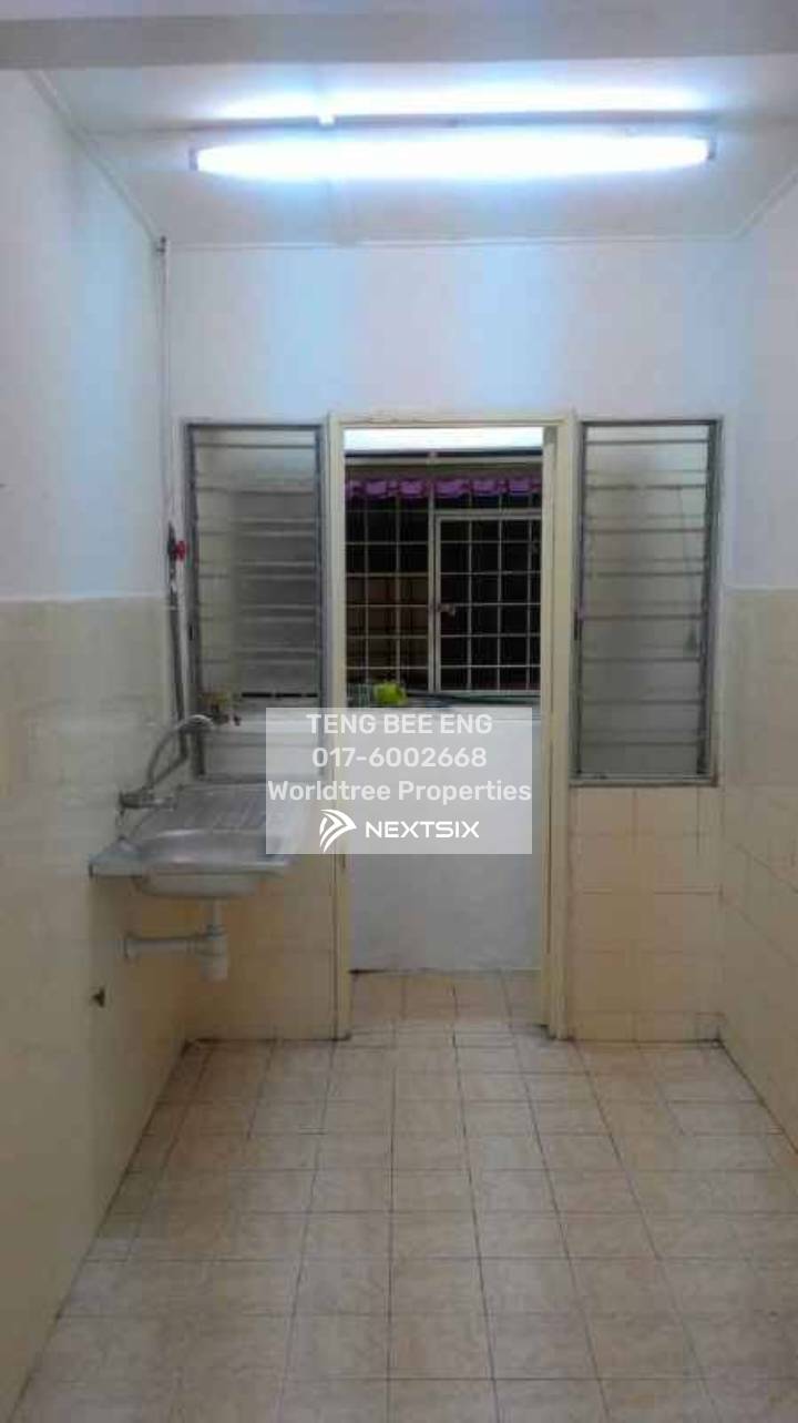 Apartment For Sale in Damansara Damai Selangor - Image 12