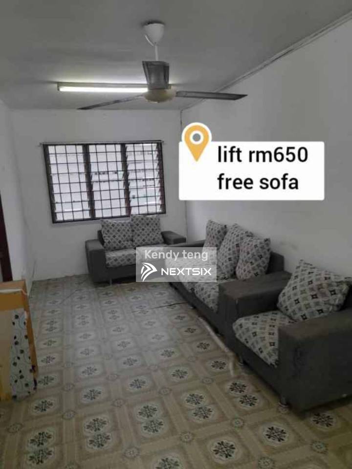 Apartment For Sale in Damansara Damai Selangor