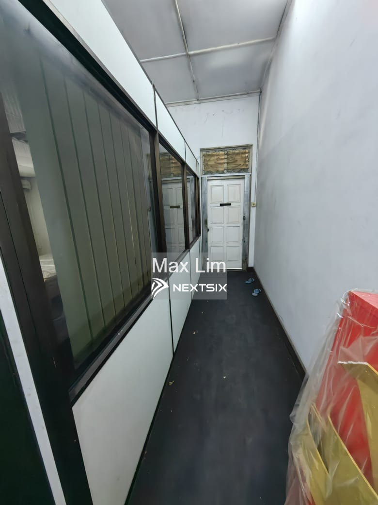 Shop For Sale in Georgetown Penang - Image 5