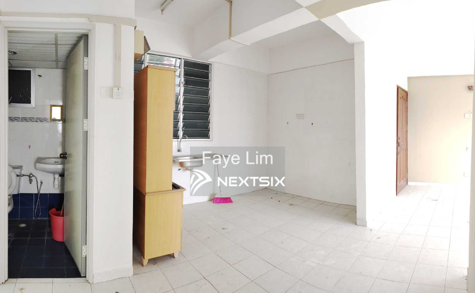 Condominium For Sale in Gelugor Penang