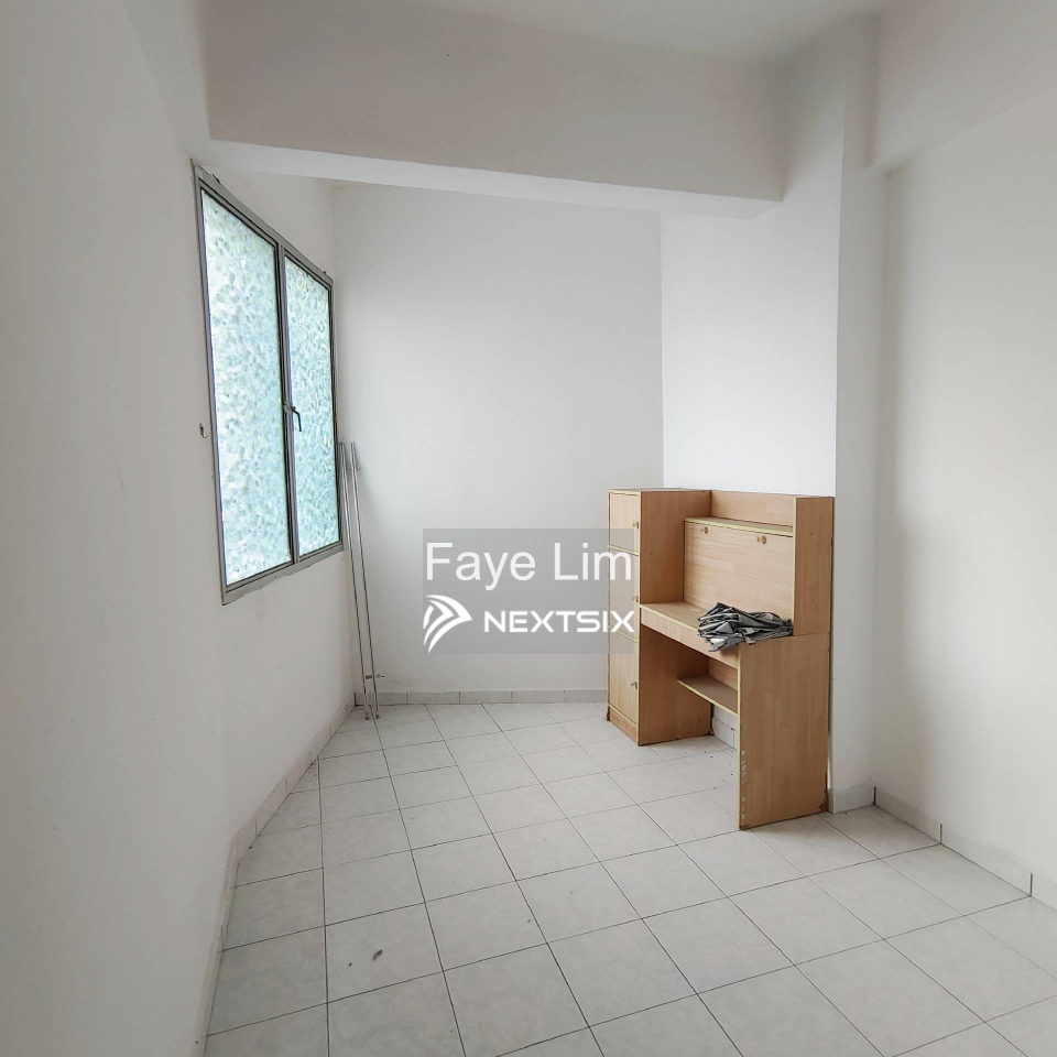 Condominium For Sale in Gelugor Penang - Image 10
