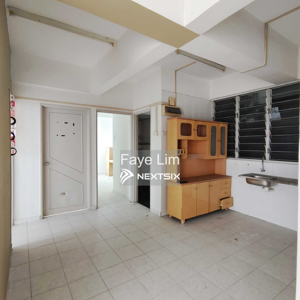 Condominium For Sale in Gelugor Penang - Image 6