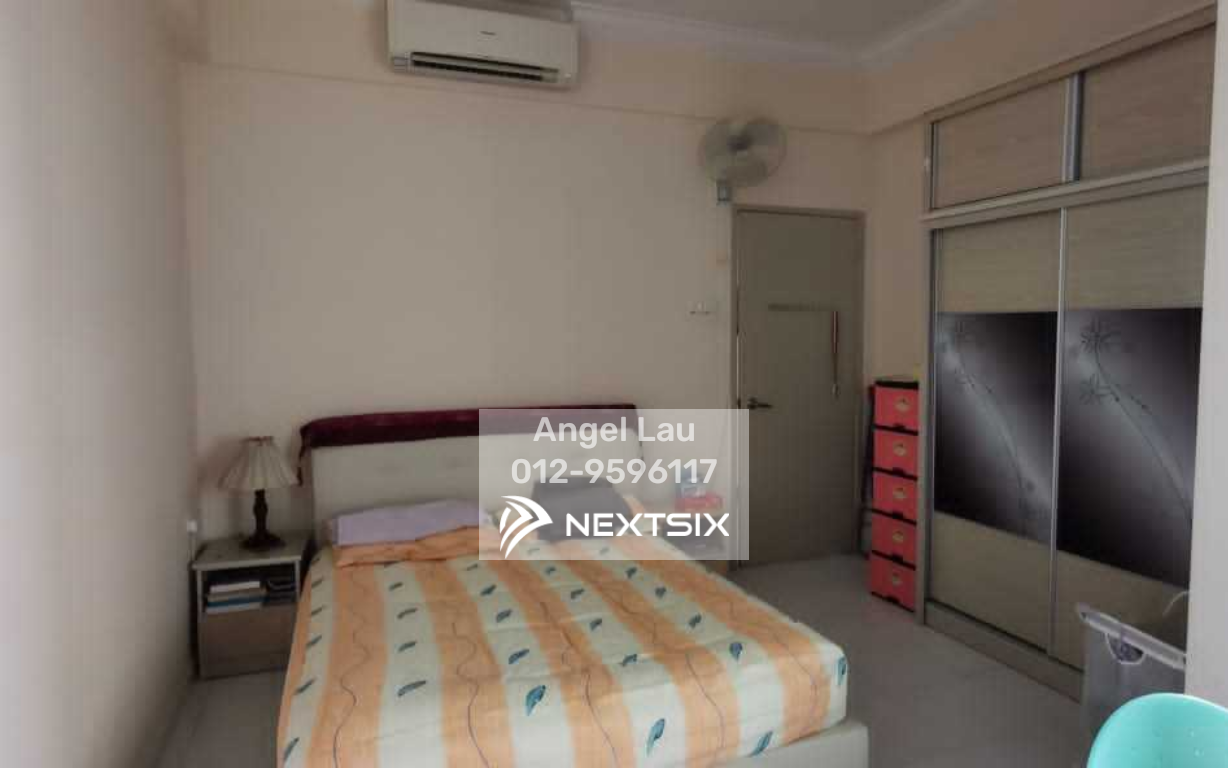 Serviced Residence For Sale in Georgetown Penang - Image 6