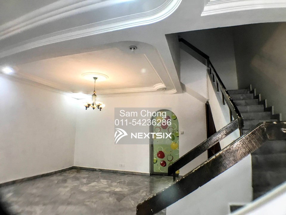 2-sty Superlink House For Sale in Klang Selangor - Image 6