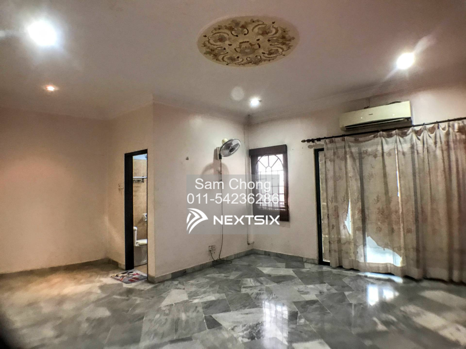 2-sty Superlink House For Sale in Klang Selangor - Image 8