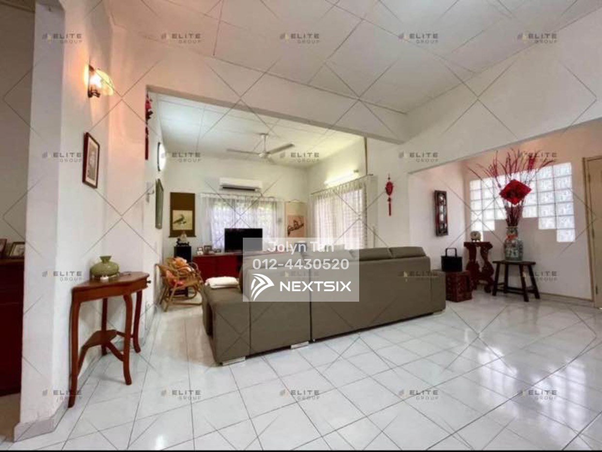 Bungalow For Sale in Tanjung Bungah Penang