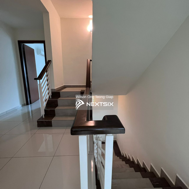 3-sty Terrace/Link House For Rent in Batu Ferringhi Penang - Image 6