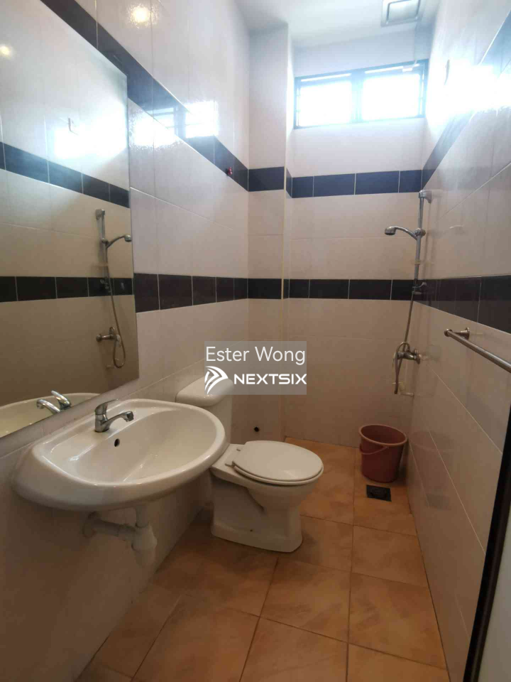 Semi-detached House For Sale in Johor Bahru Johor - Image 2