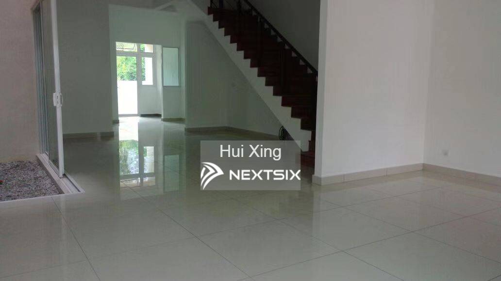 3.5-sty Terrace/Link House For Sale in Sungai Nibong Penang - Image 2