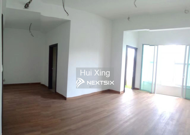 3.5-sty Terrace/Link House For Sale in Sungai Nibong Penang - Image 4