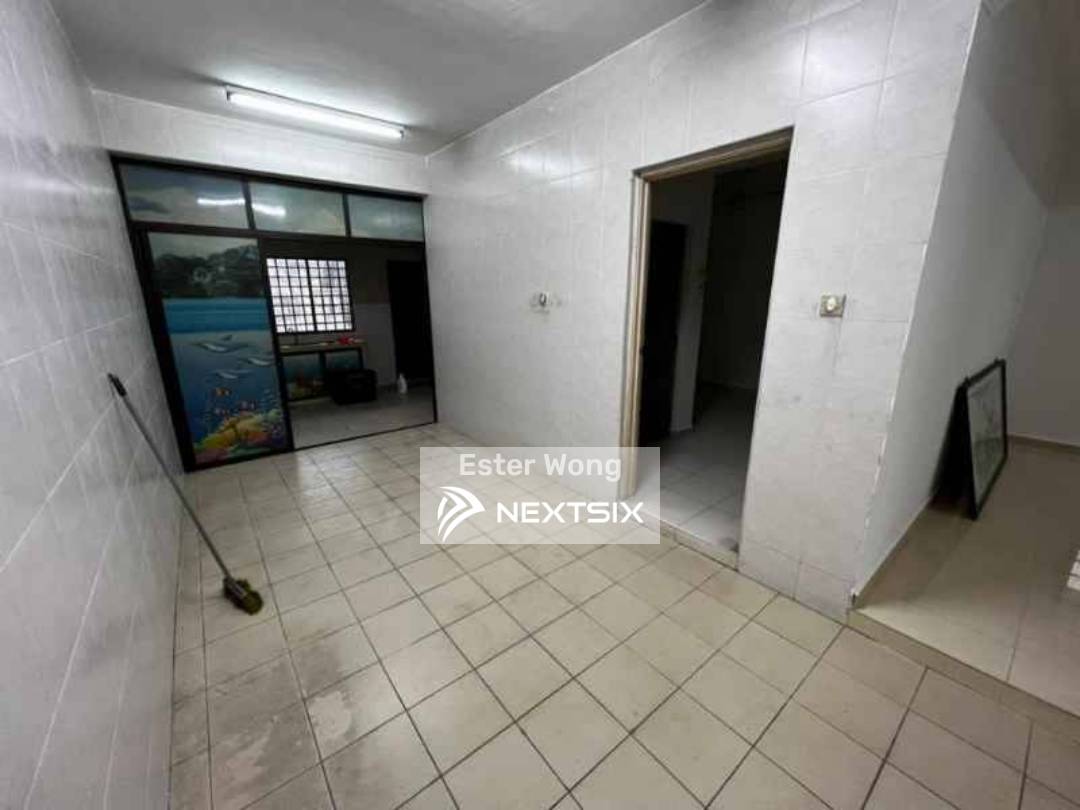 2-sty Terrace/Link House For Sale in Ulu Tiram Johor - Image 7