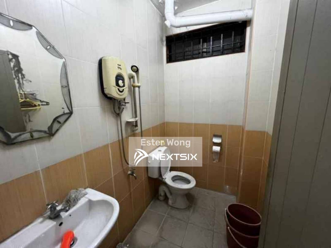 2-sty Terrace/Link House For Sale in Ulu Tiram Johor - Image 8