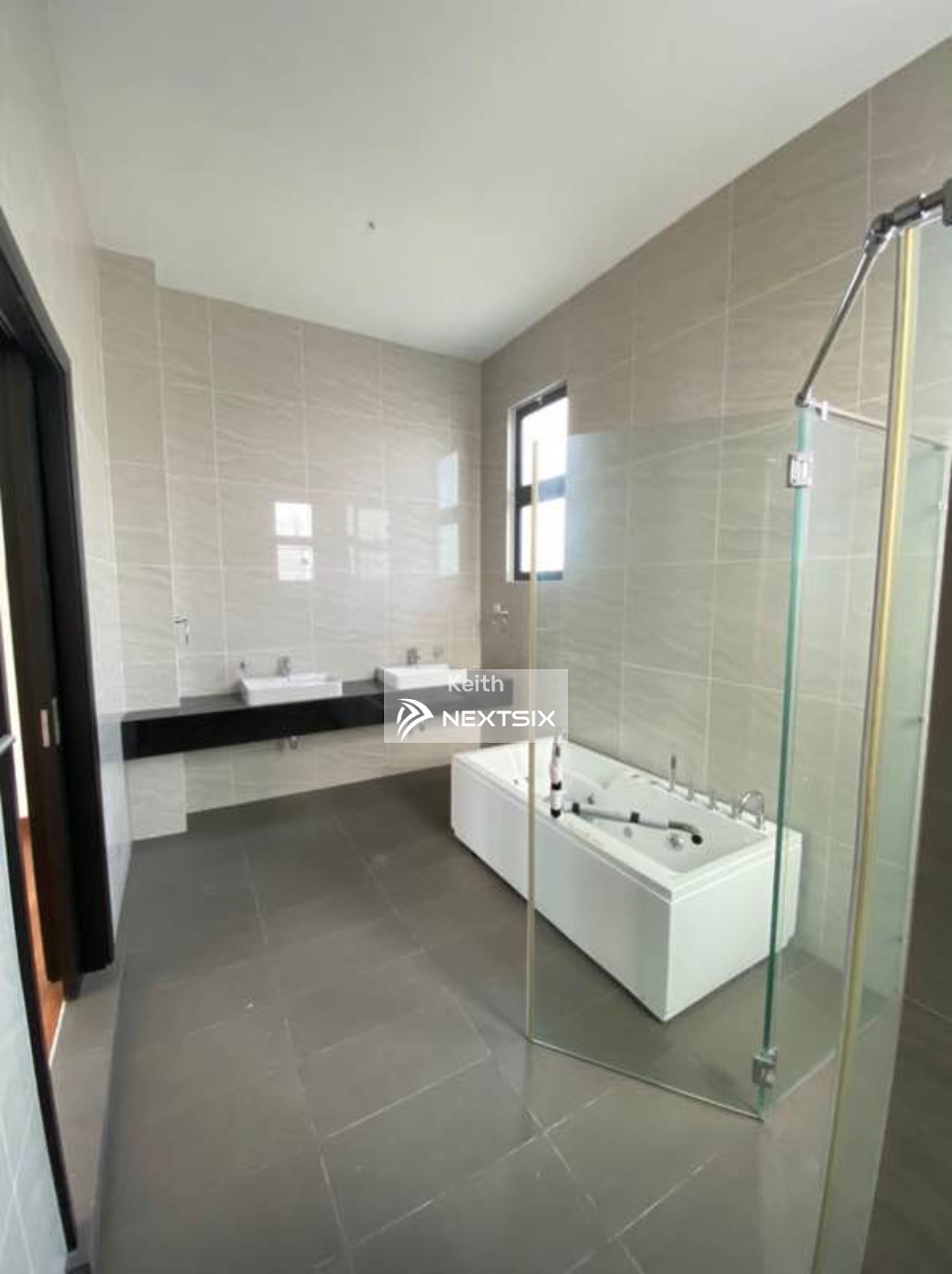 Bungalow For Sale in Setia Tropika Johor - Image 11