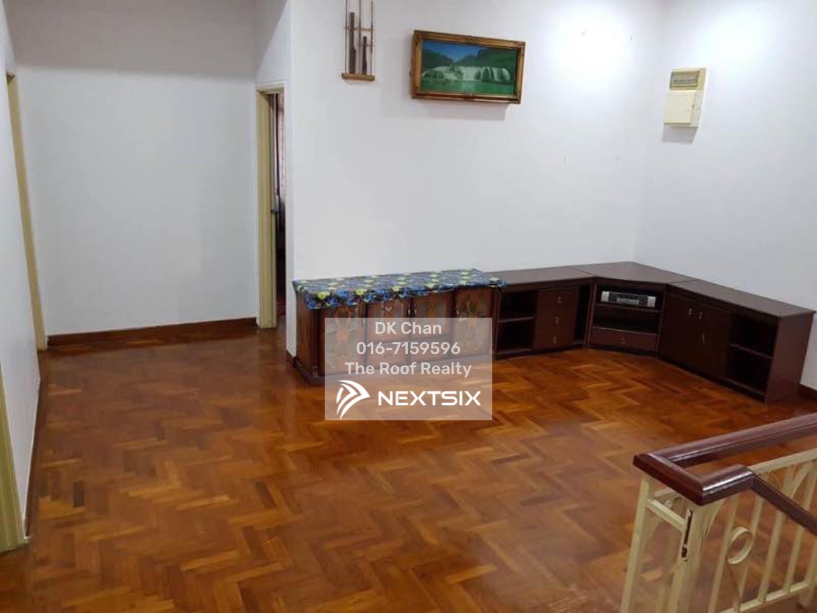 Semi-detached House For Sale in Kulai Johor - Image 9