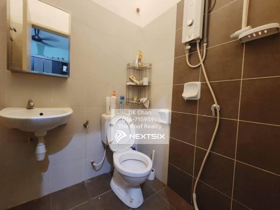 1.5-sty Terrace/Link House For Sale in Kulai Johor - Image 9