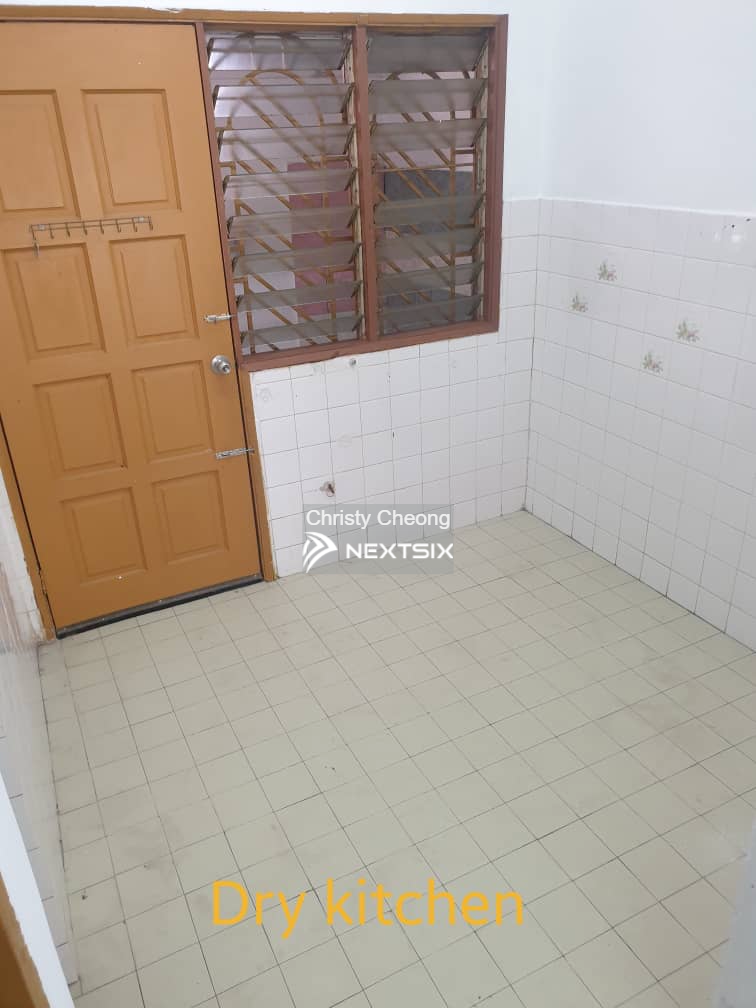 2-sty Terrace/Link House For Sale in Puchong Selangor - Image 6